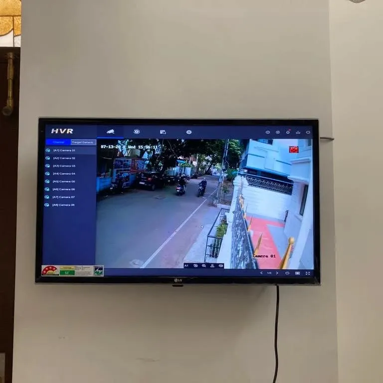 Hikvision CCTV installed at Saligramam with Commercial LG Display.

For Enquiry:
🌐:www.eyetechsecur