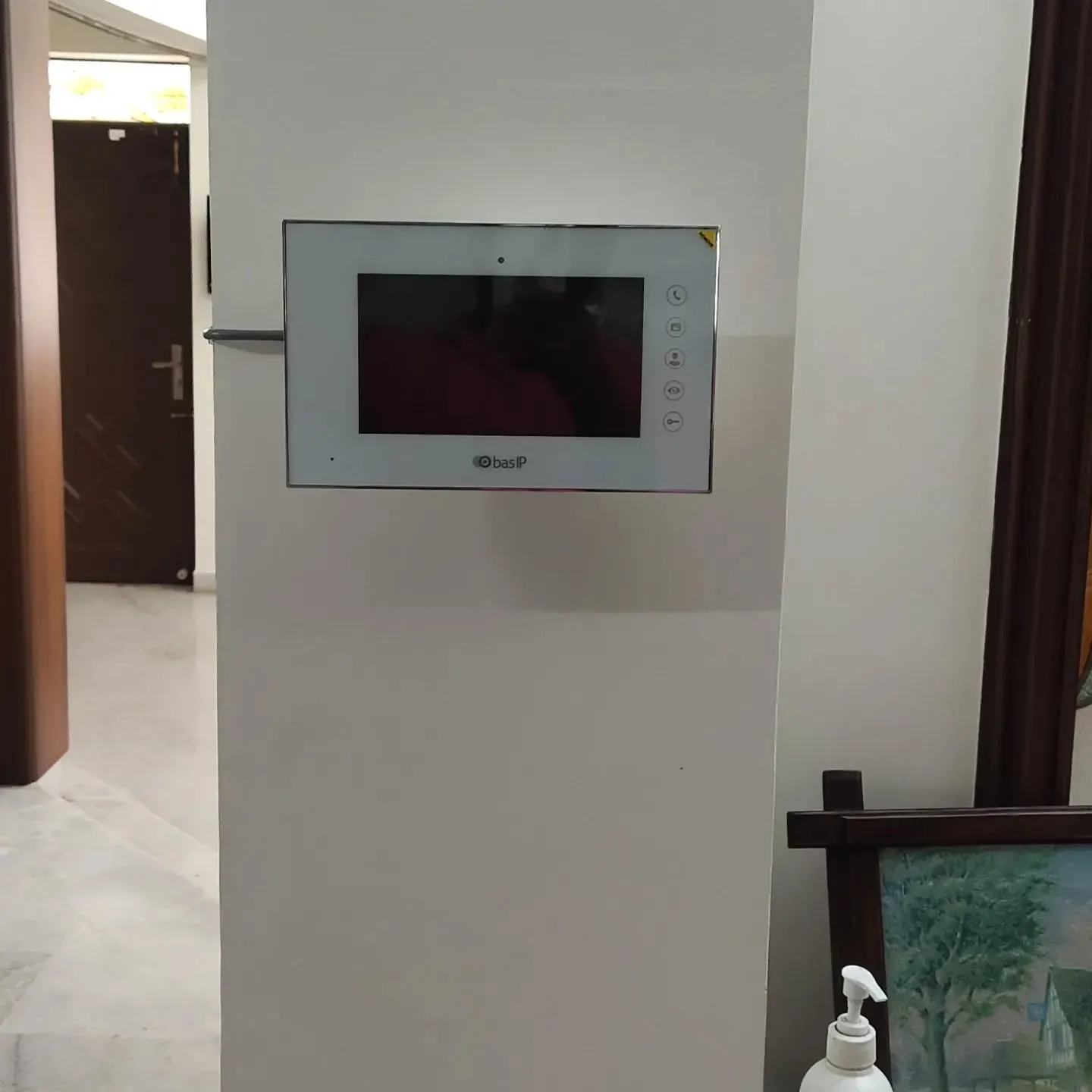 basIP Video Door Phone installed in Saligramam.

For Enquiry:
🌐:www.eyetechsecurities.in,
☎️:996283