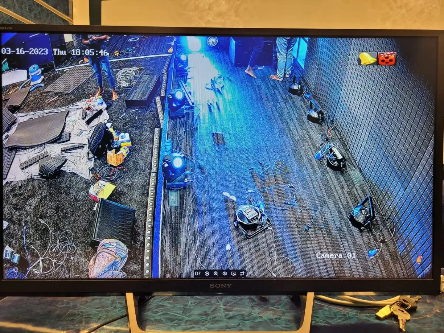 Hikvision 8MP IP Camera in Marina Mall, Chennai